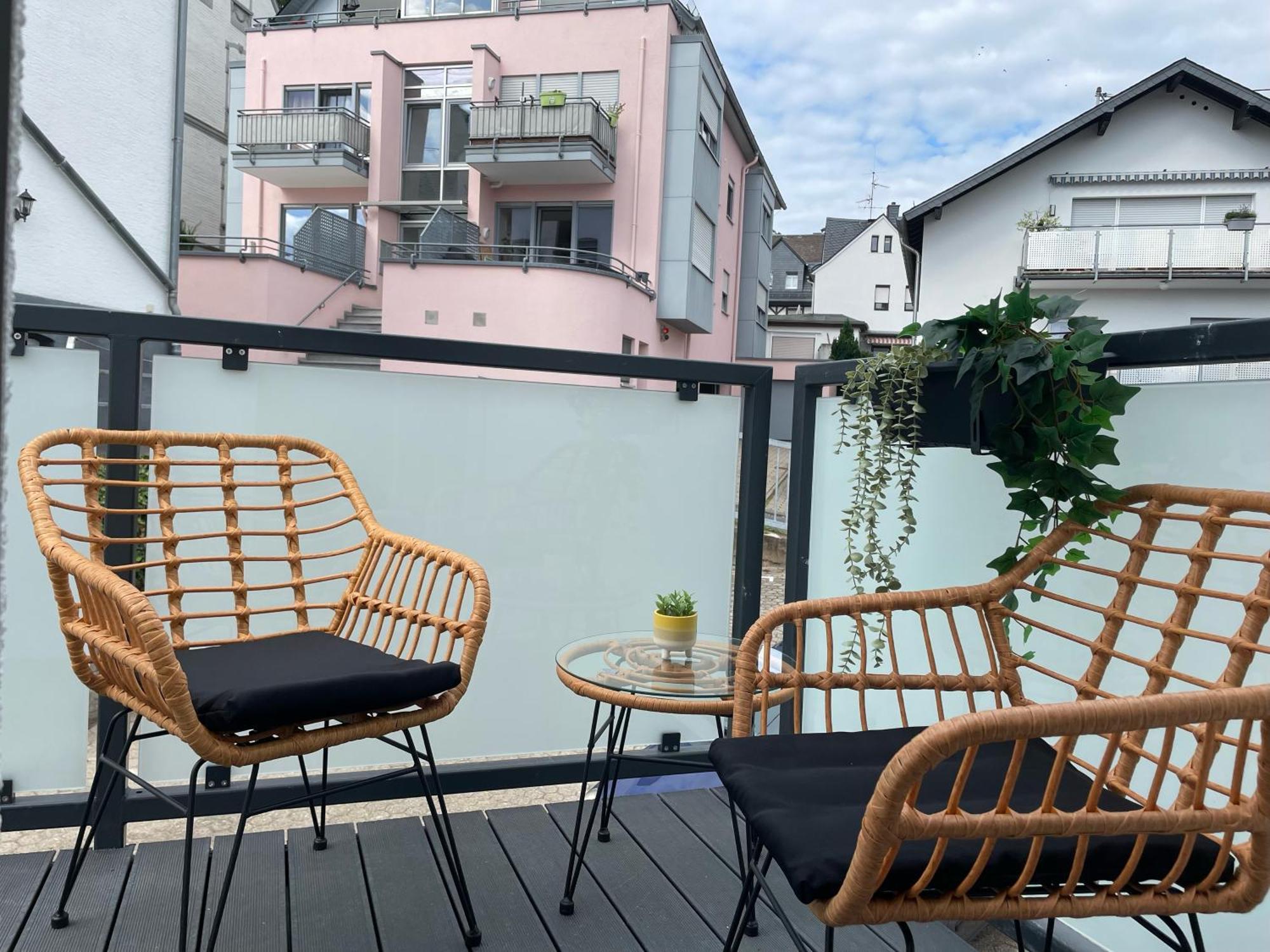 Homebase - Design Lofts Am Schloss Montabaur Exterior foto
